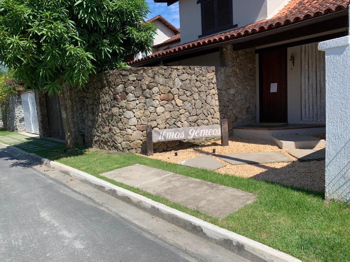 Almas Gemeas Suite Com Cozinha Praia Da Ribeira Ангра-дус-Рейс Экстерьер фото